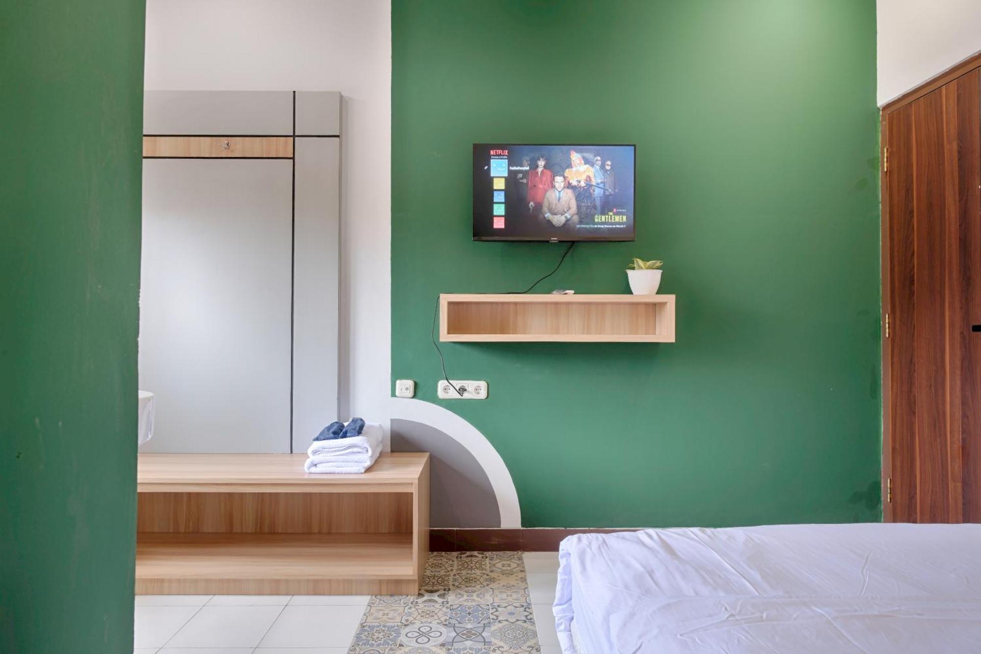 Hubs Hostel Джокякарта Екстериор снимка