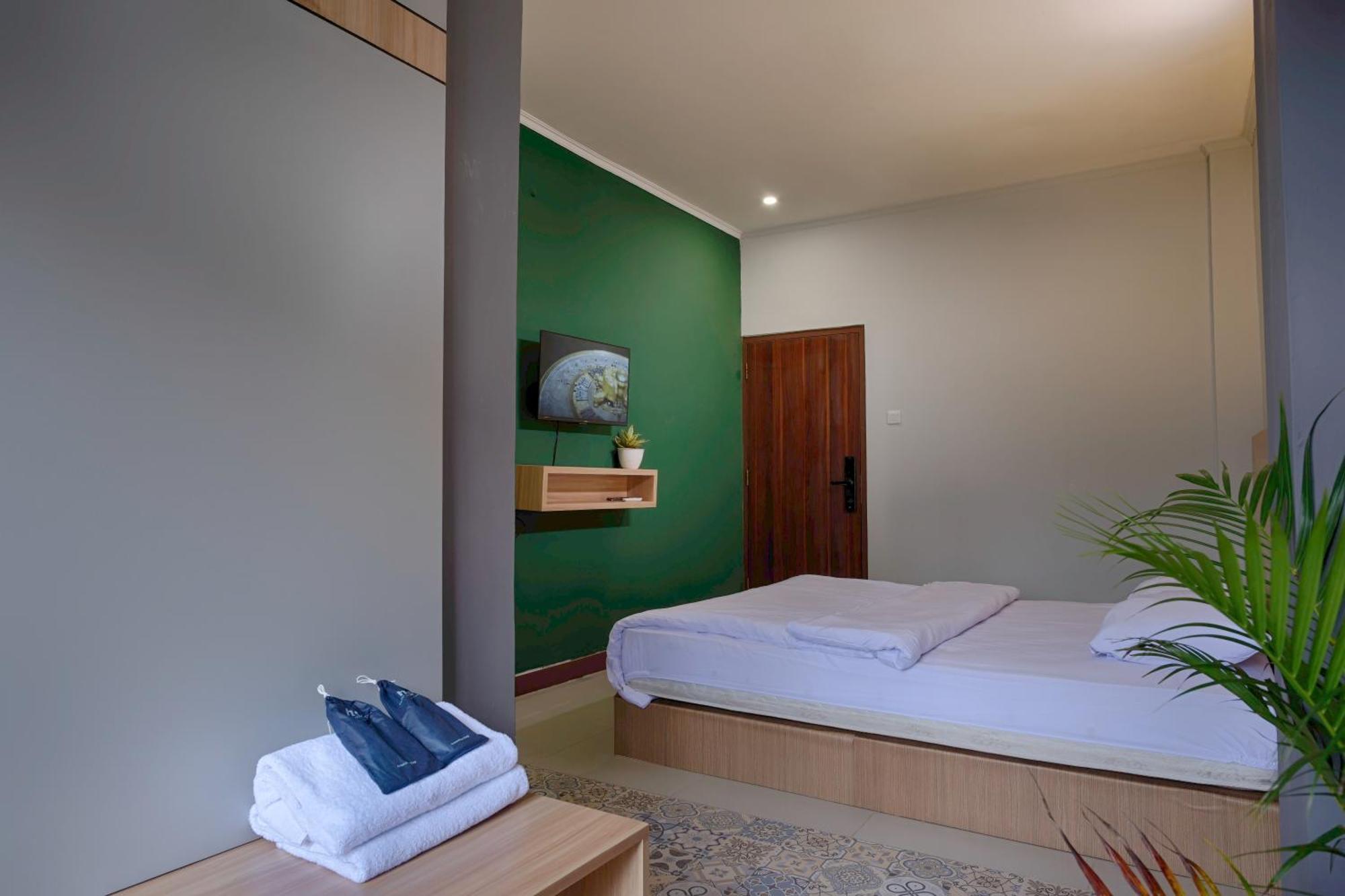 Hubs Hostel Джокякарта Екстериор снимка