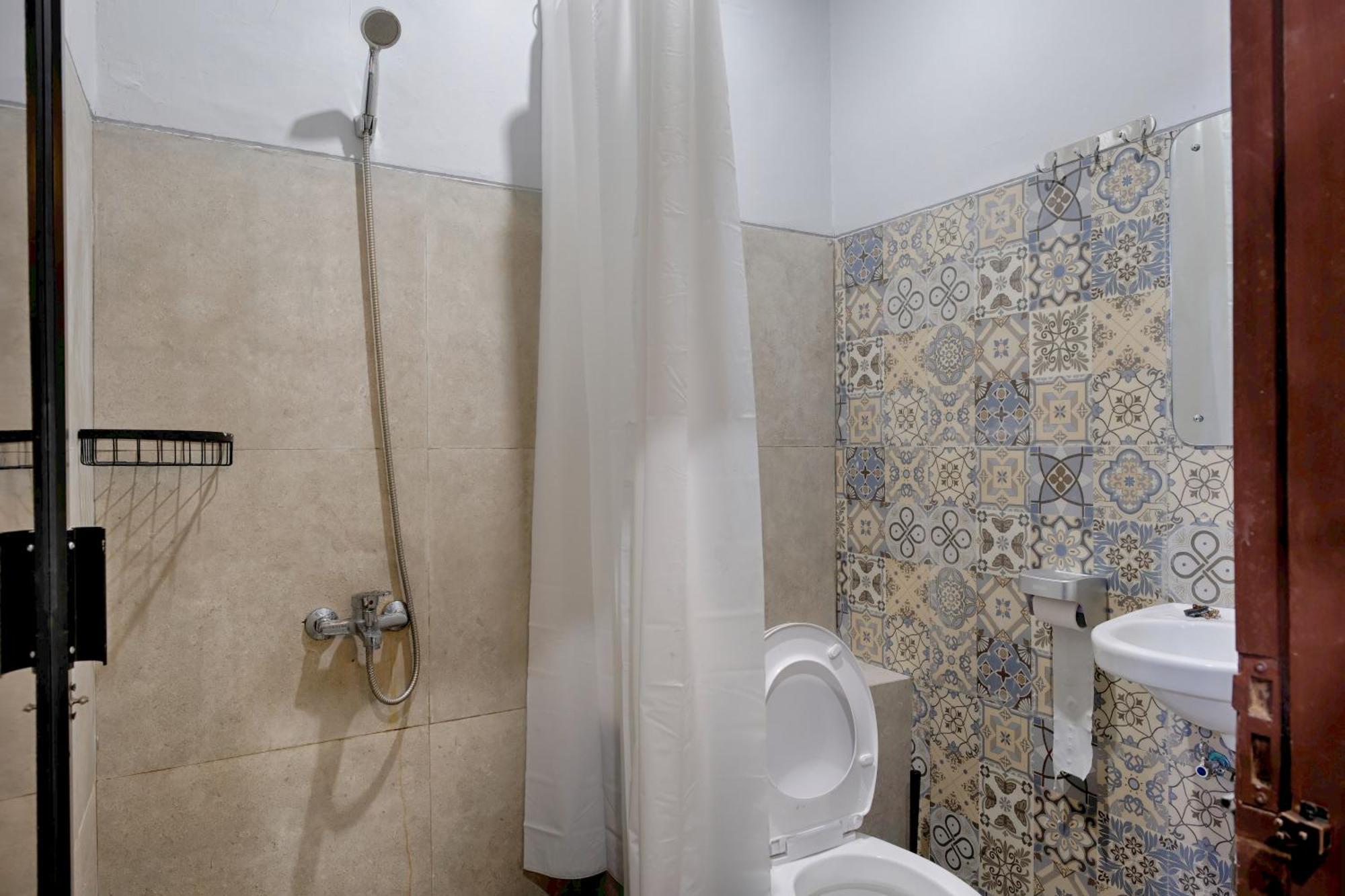 Hubs Hostel Джокякарта Екстериор снимка