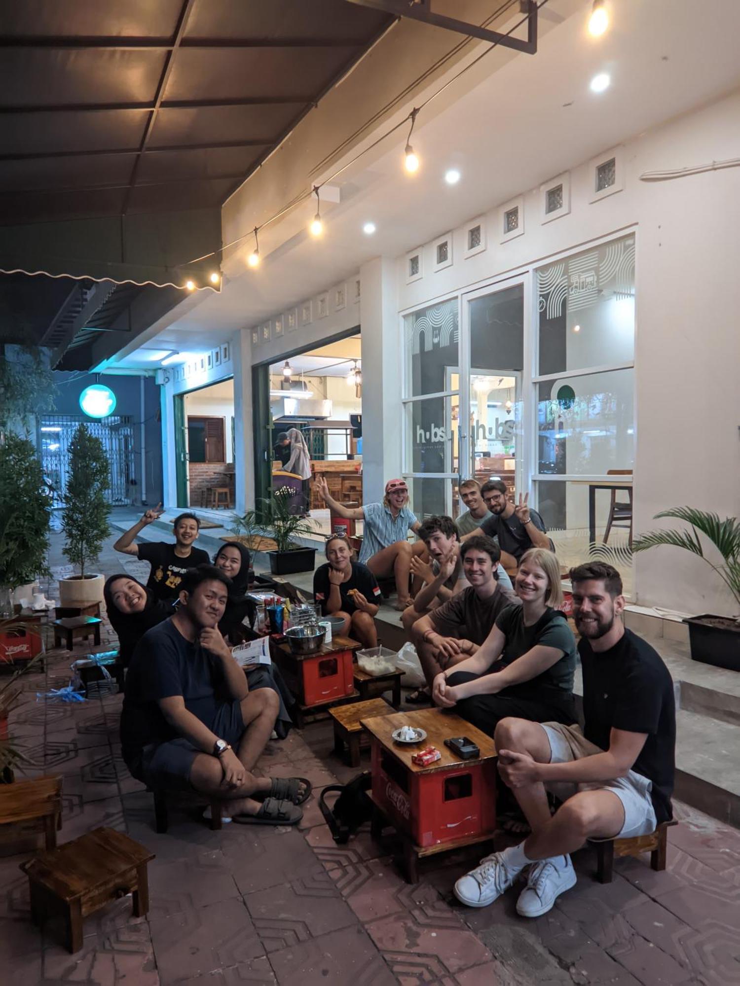 Hubs Hostel Джокякарта Екстериор снимка